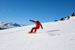 Snowboarder auf der Piste